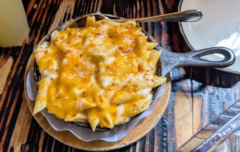 Mac, Cheese, And The Kind Of Sides That Steal The Show