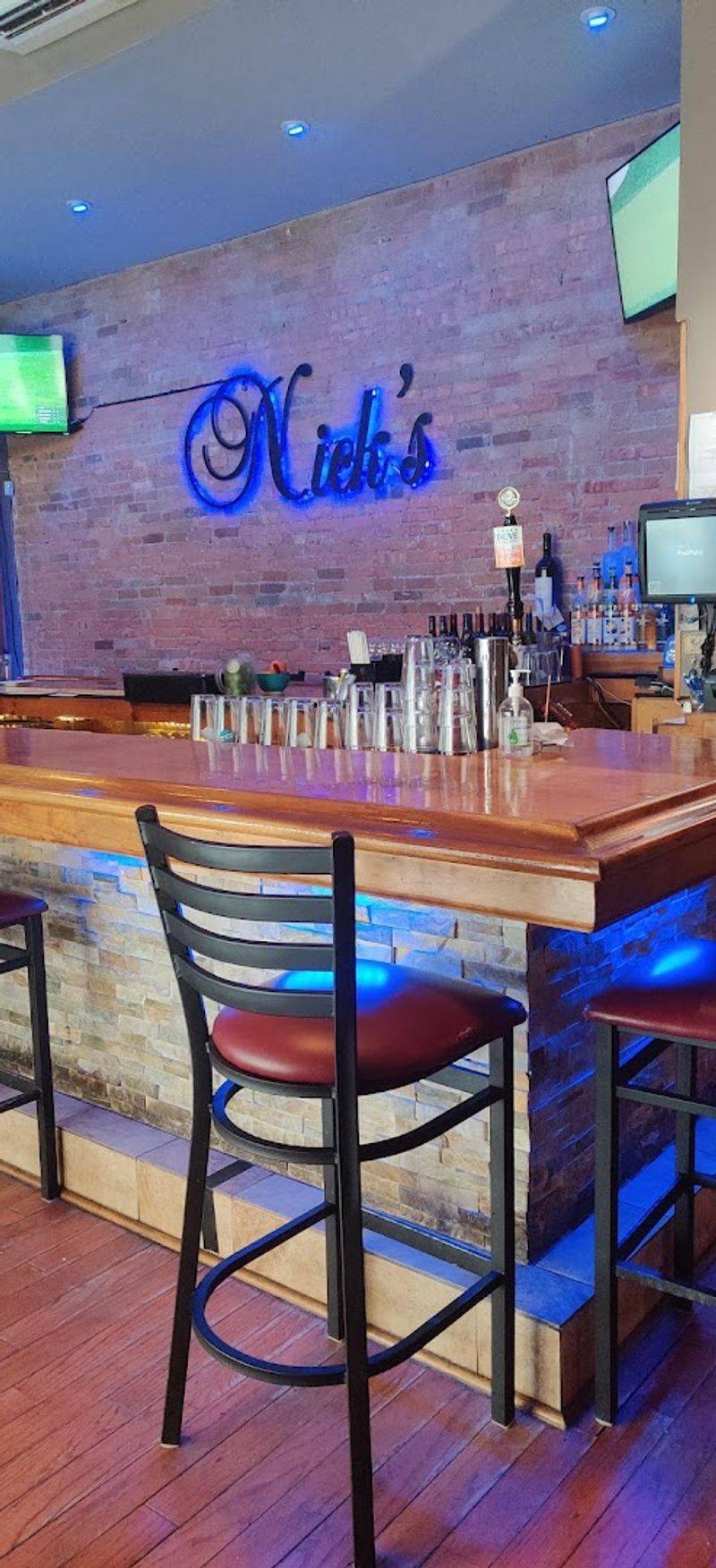 An Atmosphere That Earns Its Reputation