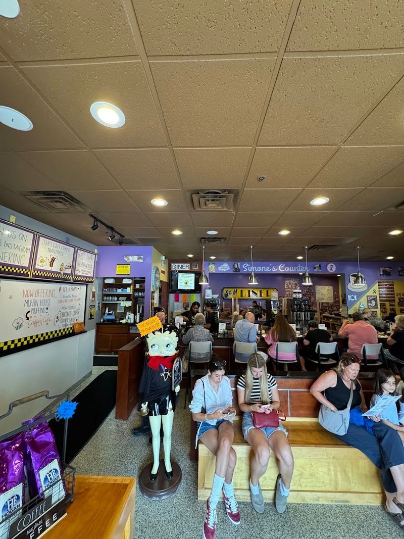 J & M Diner, Framingham