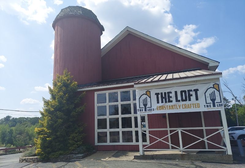 The Loft Restaurant & Pub