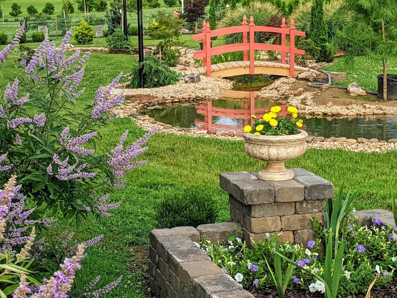 Hope Botanical Garden, Leoma