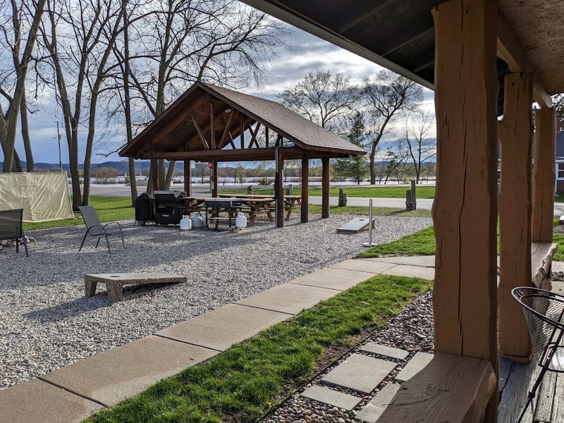 Big River Escape (Buffalo City)