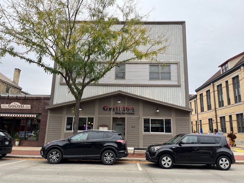 Grill 164, Oconomowoc