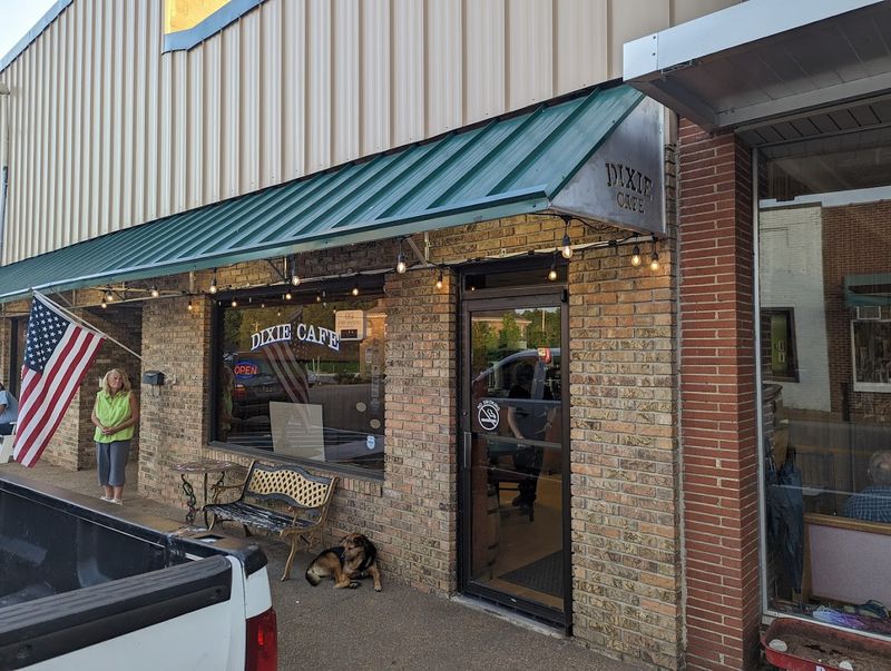 Dixie Cafe, Byrdstown