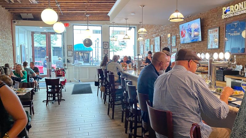 A Cozy Dining Room That Feels Like A Slice Of Naples In Wisconsin