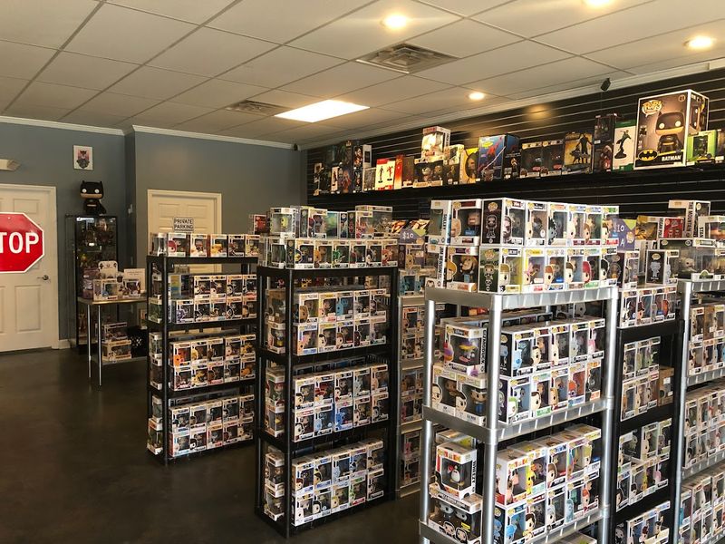 Dragonfly Comics & Collectibles, White House