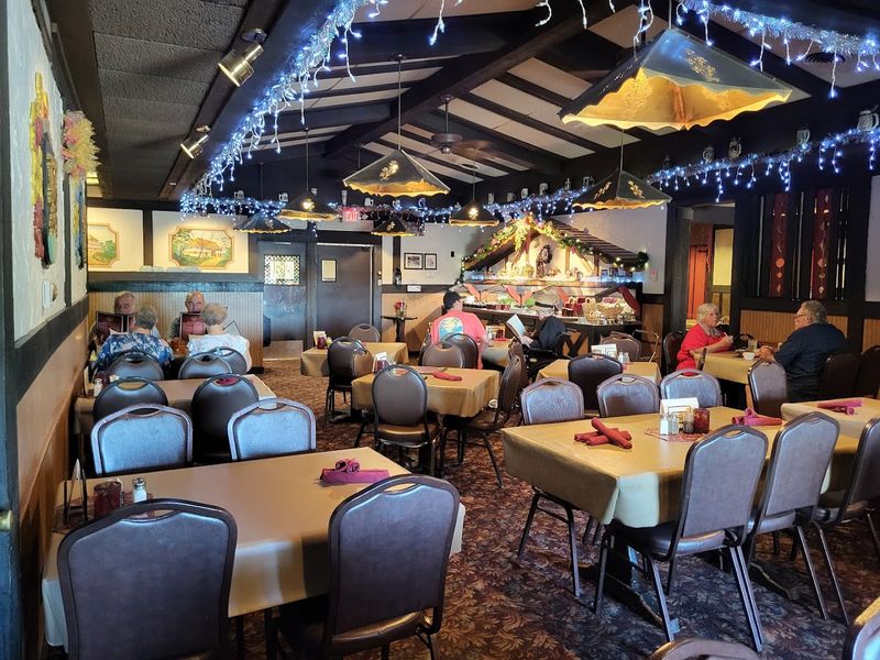 A Warm Small-Town Atmosphere That Feels Instantly Welcoming