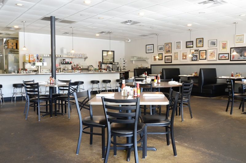 Flat Tire Diner, Old Hickory