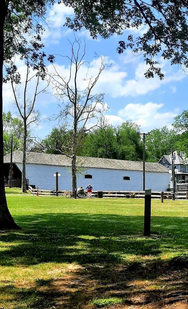 Picnic Areas And Parkland That Invite You To Stay Longer