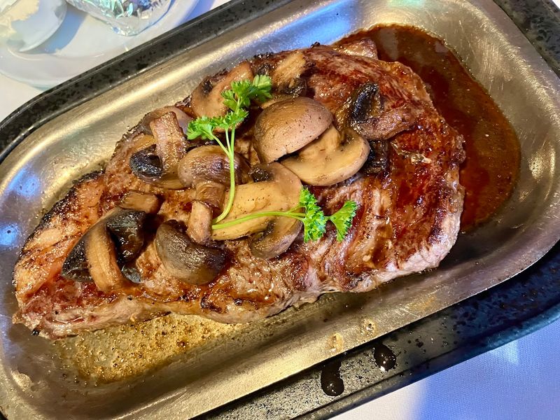 Seasonal Specials That Highlight Fresh Flavors