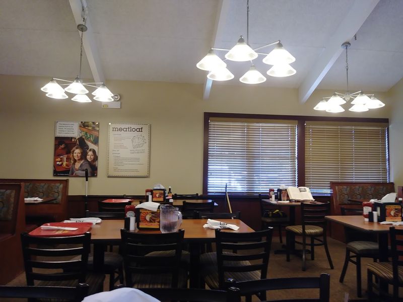 Golden Corral Buffet & Grill