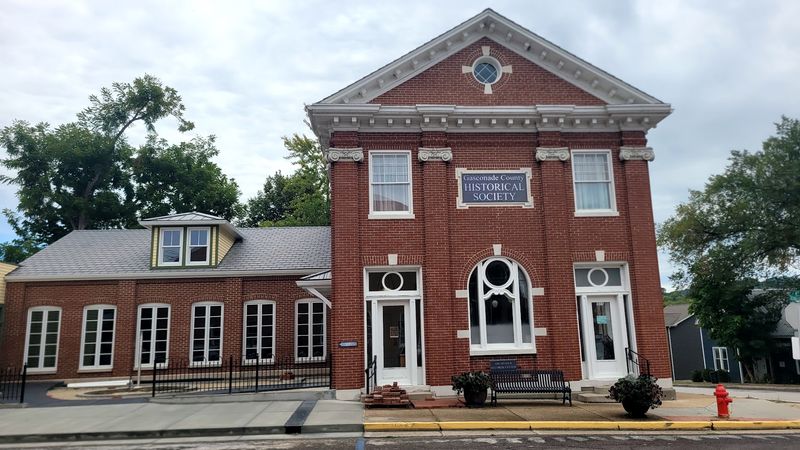 Historic Landmarks And Cultural Experiences