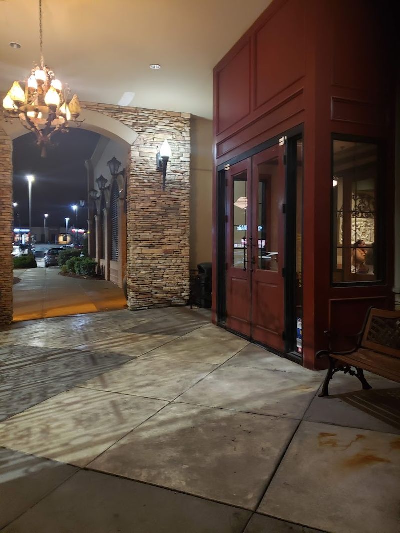 Benefits Of Family Style Dining Experiences