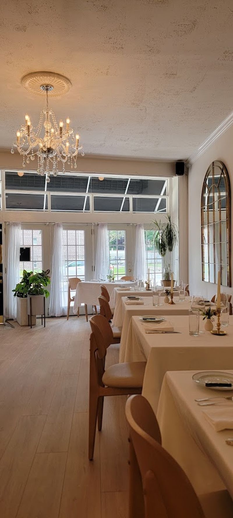 Service That Feels Personal Without Ever Feeling Intrusive