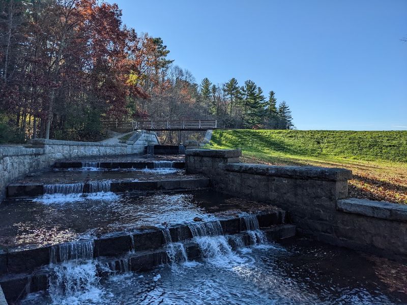 The Waterfall View That Most Visitors Walk Right Past