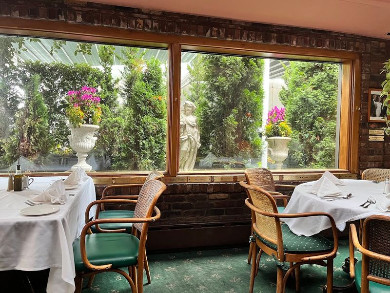 Park Side Restaurant