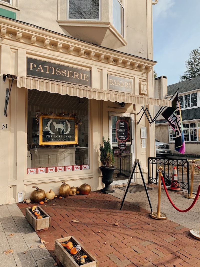 The Lost Lamb, Stockbridge