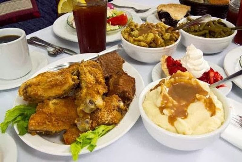 Mary Yoder's Amish Kitchen