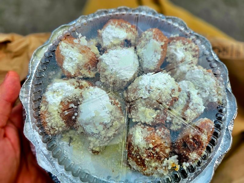 Fried Oreos And Beignets: The Combo That Breaks People In The Best Way