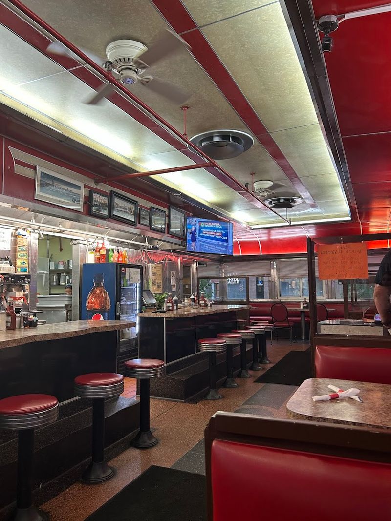 Lunch Specials That Make Skipping The Midday Meal Completely Unthinkable