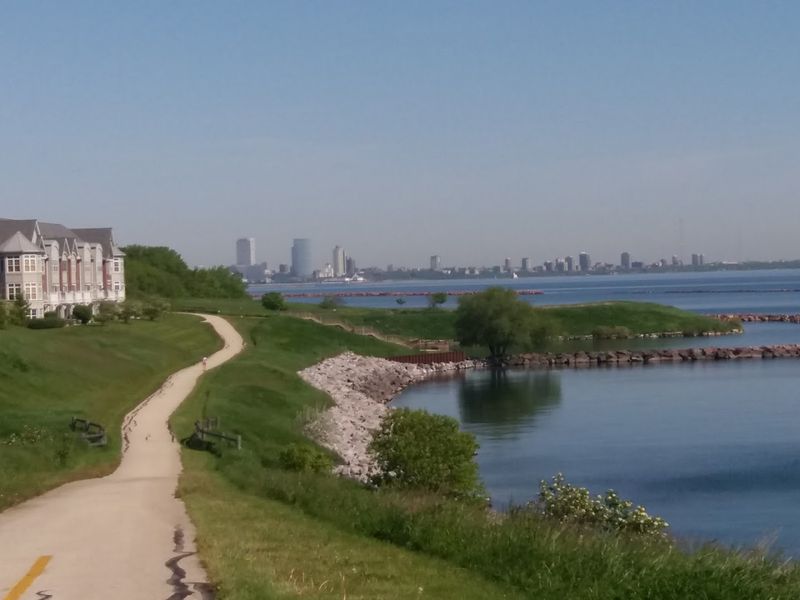 Oak Leaf Trail (Milwaukee County, WI)