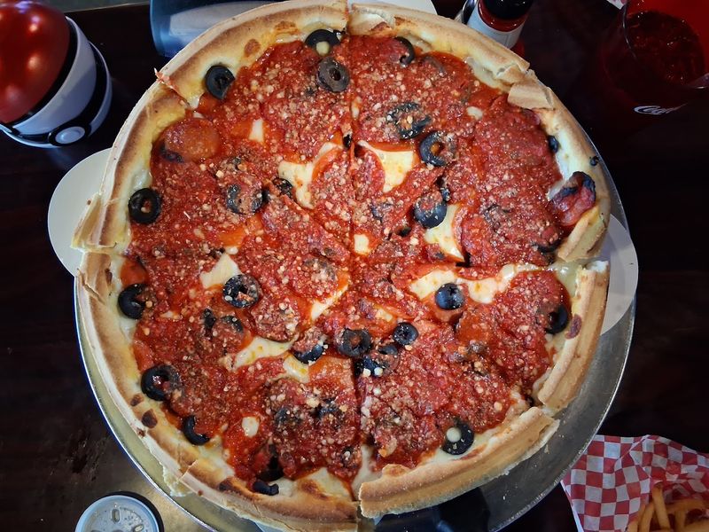 How Camacho's Compares To Other Tennessee Pizza Spots