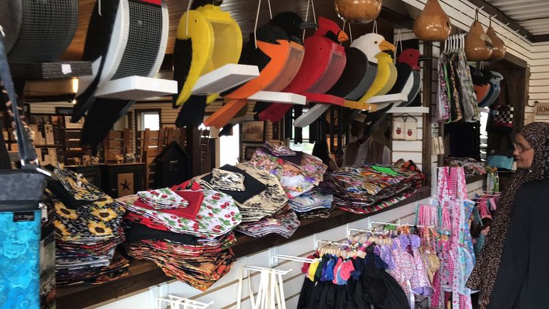 Traditional Amish Goods And Handmade Crafts