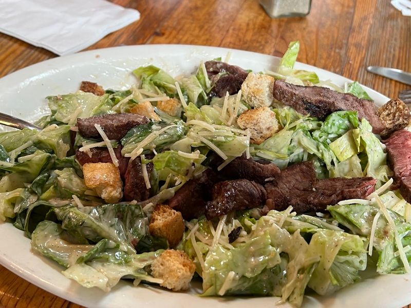 Pairing Side Dishes With Steak To Impress