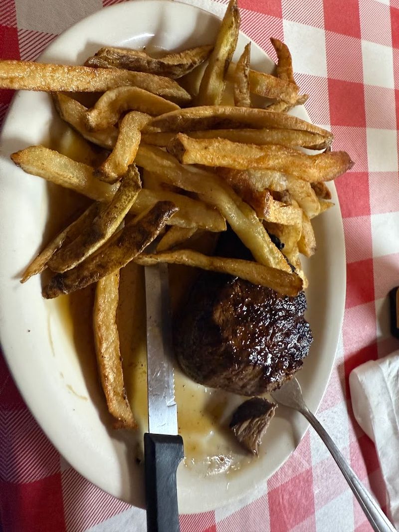 What Food Lovers Appreciate In Quality Steak