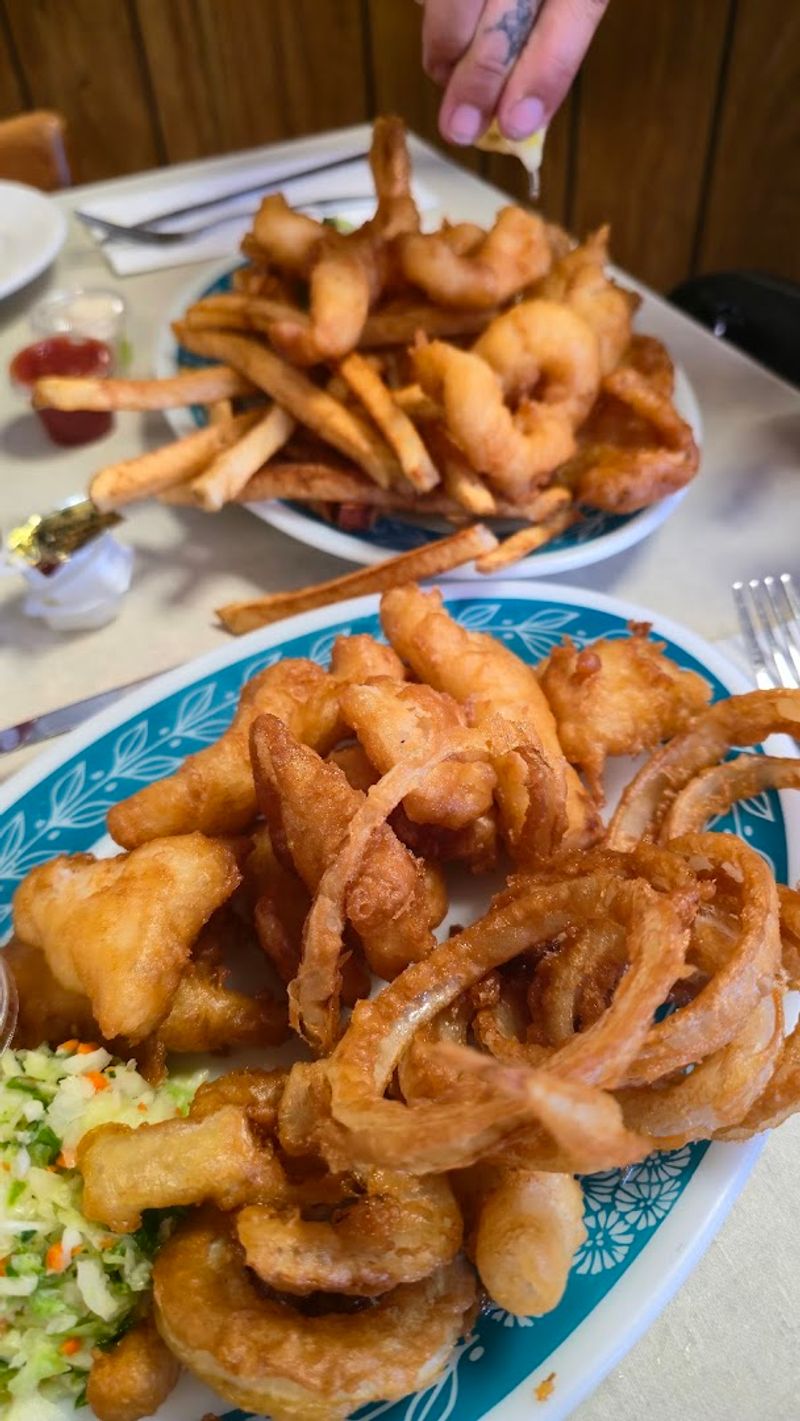 Identifying Key Qualities Of Fresh Fish Selection