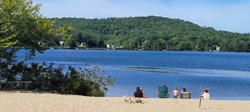 The Monadnock Region Sets The Scene