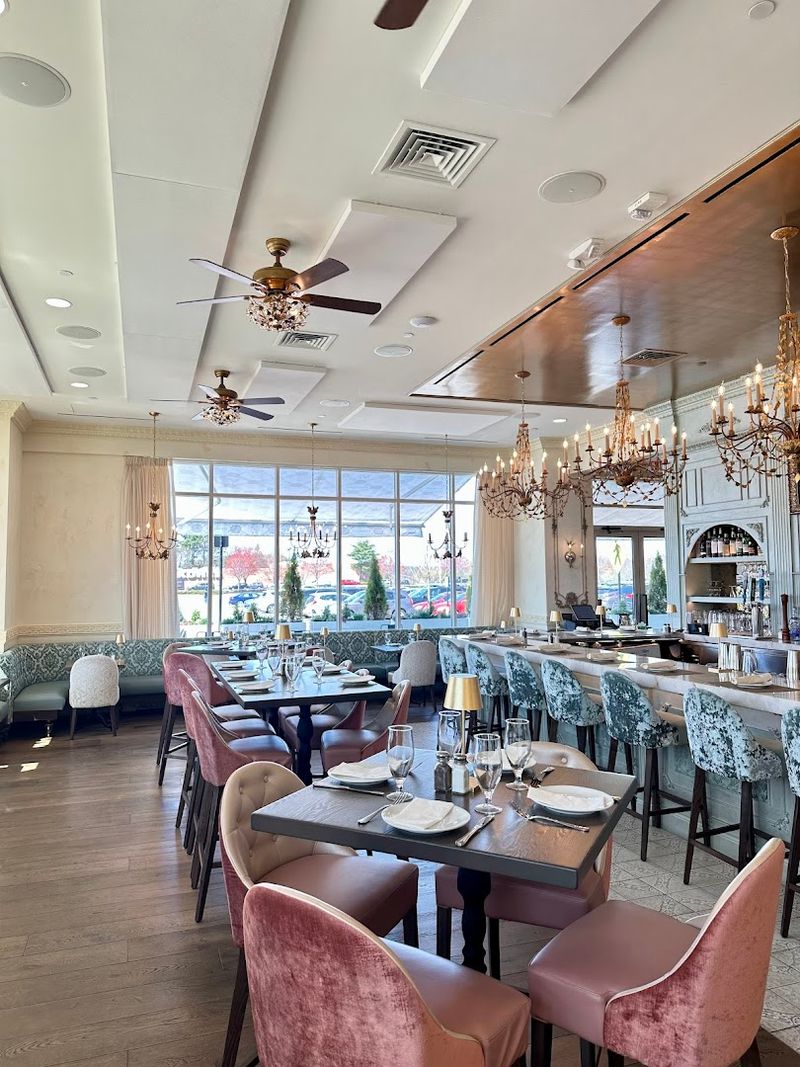 The Bright And Airy Main Dining Room Worth Arriving Early For