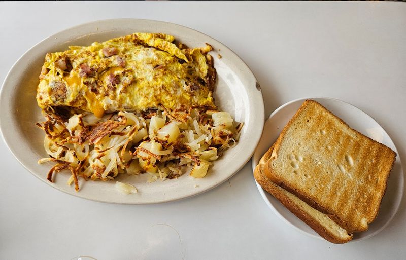 A Breakfast Menu Built On Simple, Well-Executed Classics