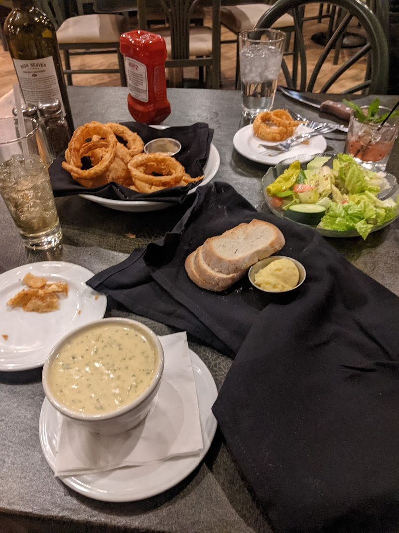 Brunch Plates And Sandwiches That Pull Their Weight