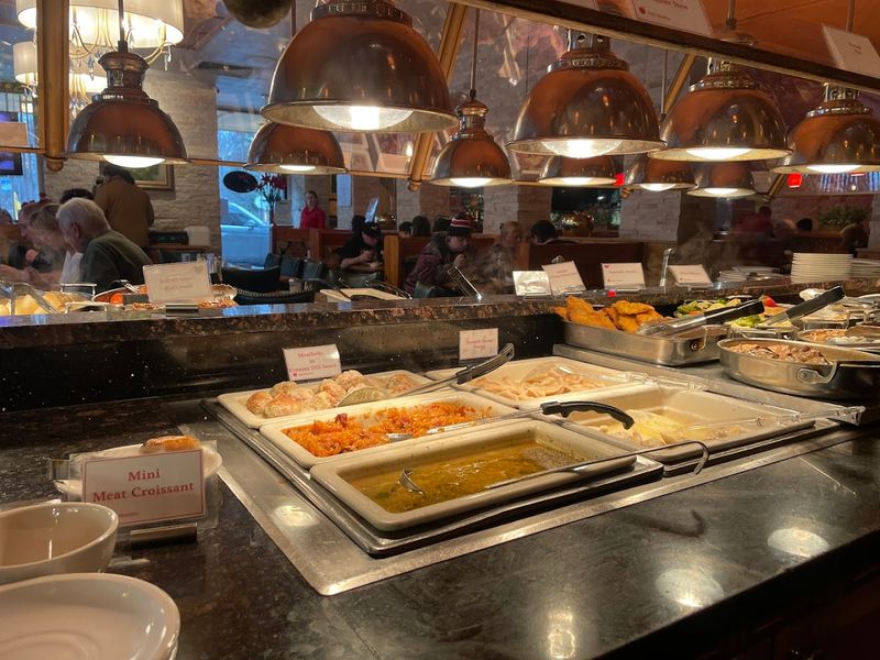 Menu Options Catering To Dietary Preferences
