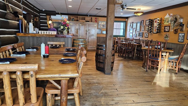 A Northwoods Supper Club Atmosphere That Feels Warm And Welcoming