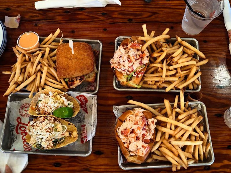 A Menu That Goes Beyond Just Fried Seafood