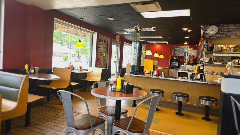 Early Morning Crowds That Show Just How Popular It Is