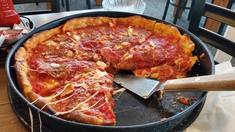 Chicago-Style Pizza Without Driving To Chicago