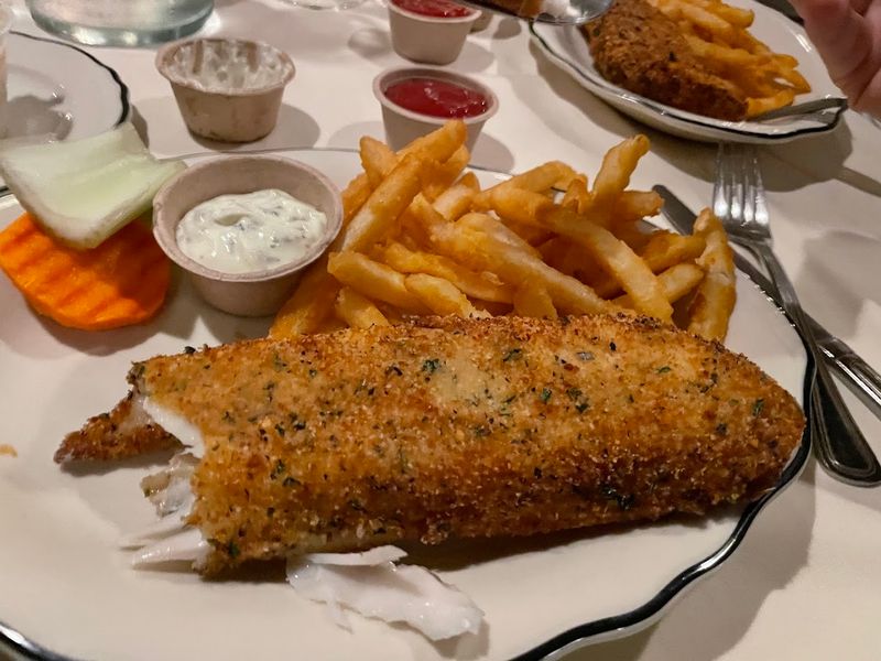 A Relaxed Dining Experience That Encourages Lingering