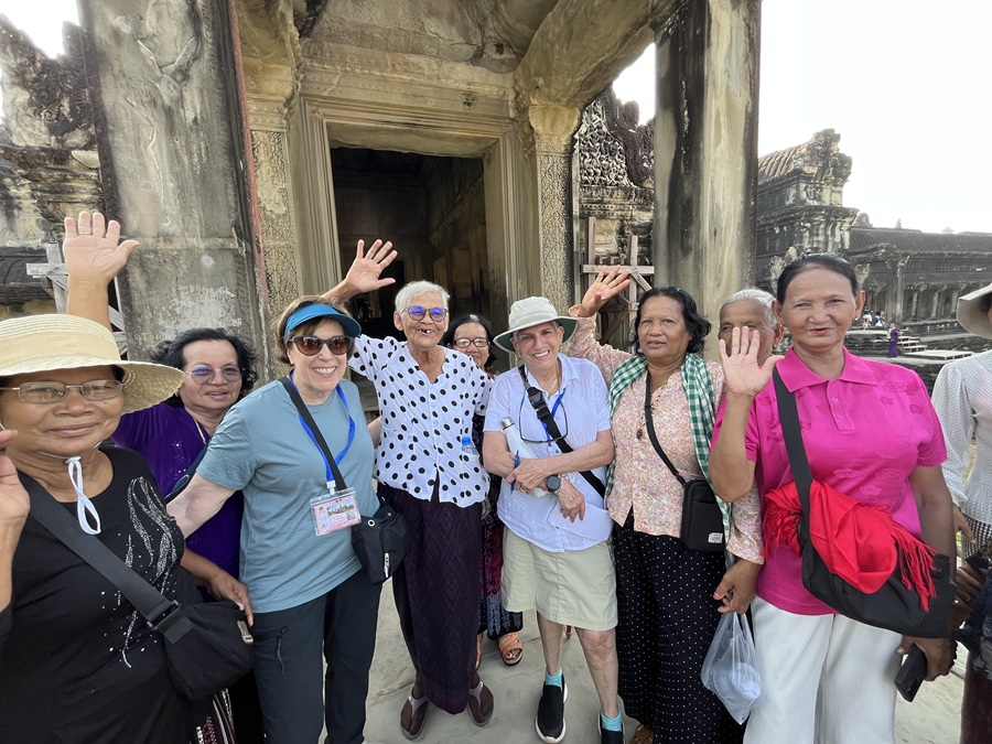 Girls from Phonm Phen greet our group at Angkor Wat