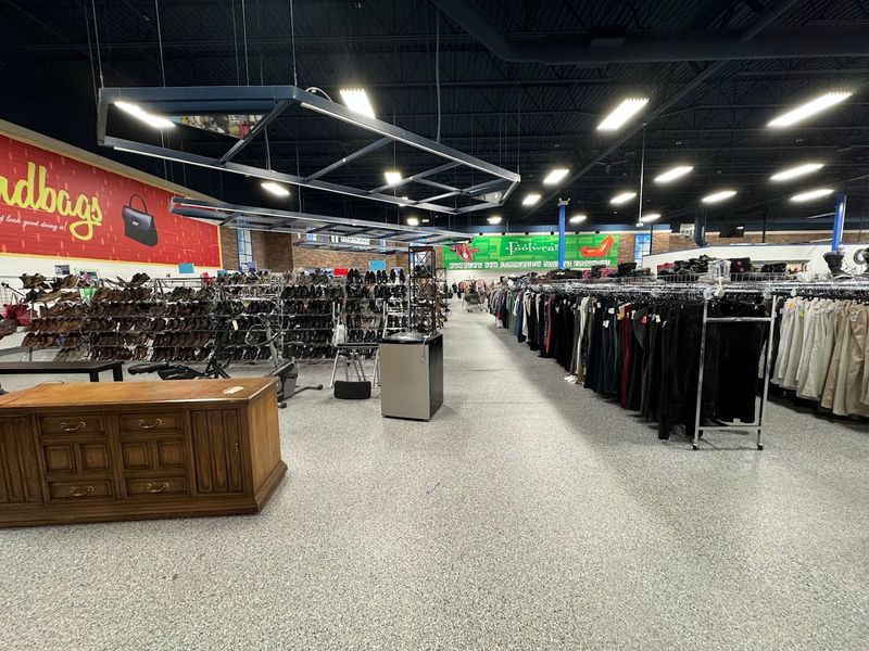 St. Vincent De Paul Thrift Store (Pewaukee)