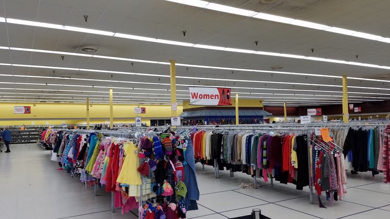Mega Thrift - Clemmonsville Rd