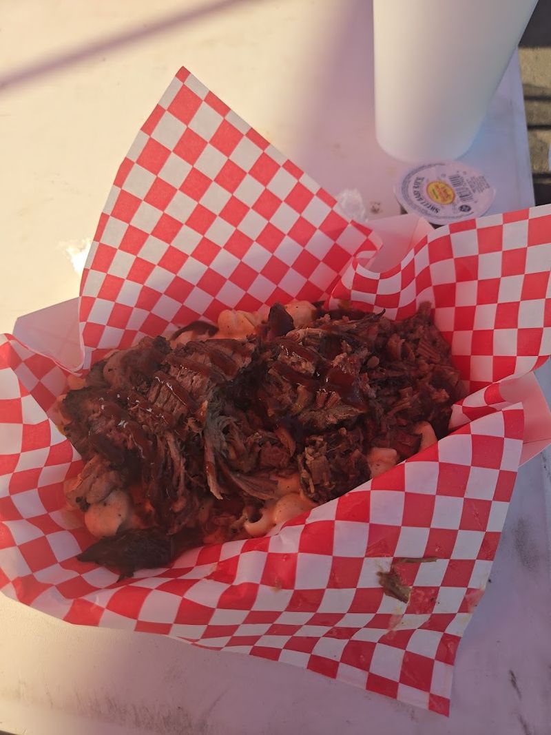 In-Store Sandwiches And A Food Truck Worth Tracking Down