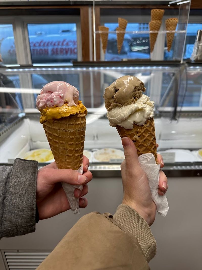Gluten-Free Ice Cream And Waffle Cones Made Without Artificial Ingredients