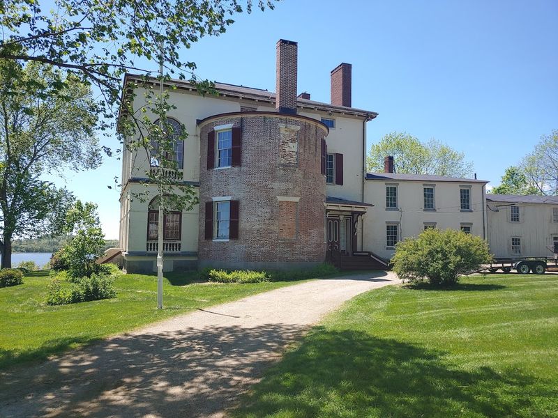 Historic Landmarks That Deepen The Experience