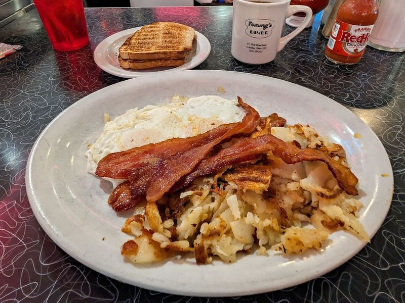 Impact Of Cash-Only Policies On Dining Experience