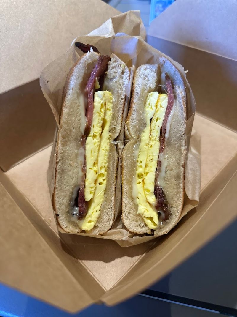 A Stop That Makes The Scenic Drive From Pigeon Forge Worthwhile