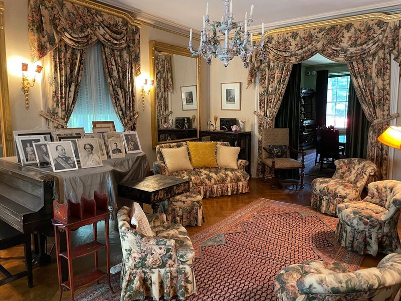 Uncle Sam's Canteen And The New Deal Museum Store