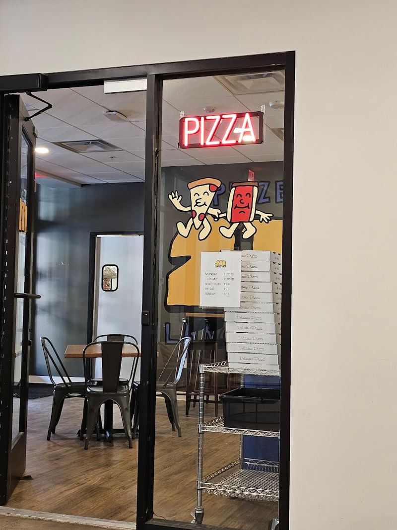 Pizzeria 211 